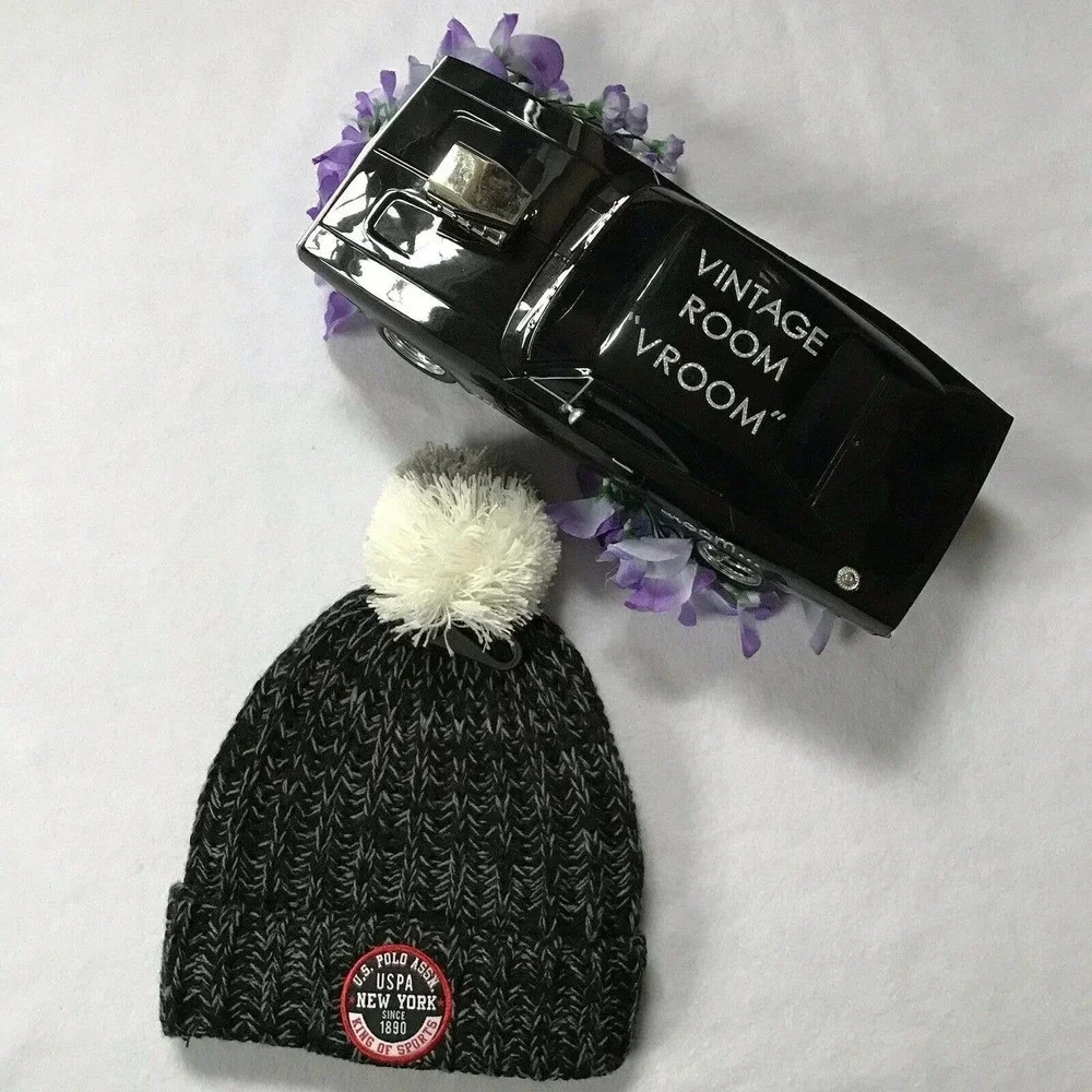 US Polo Assn Beanie and Glove Set NWOT Youth One Size (7-16 YO)